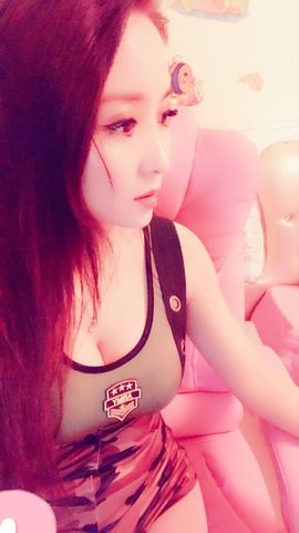 魅丽晴儿主播照片