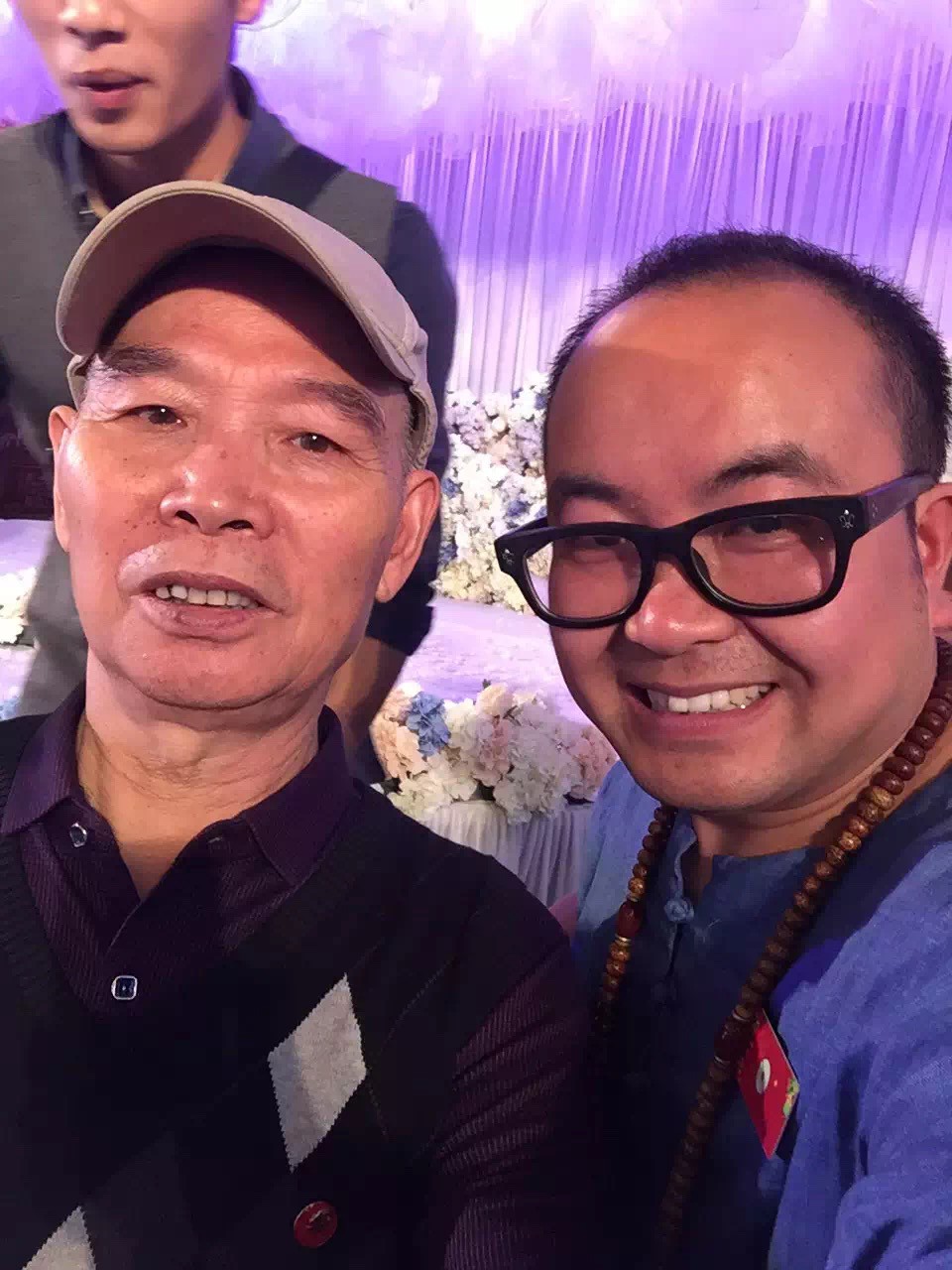 昵称违规，请重新修改主播照片