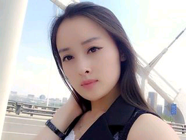 刘俊美主播照片