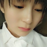 少女诗人的头像