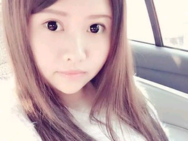 曼无双主播照片