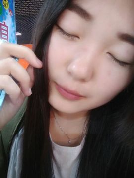 国民女汉子微微主播照片