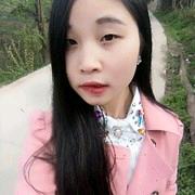 柠檬汁的酸的主播照片