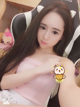小小凡🎤（8点播）主播照片