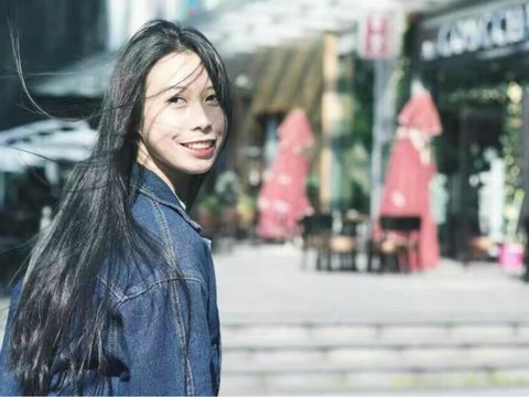 凳大仙✨海报