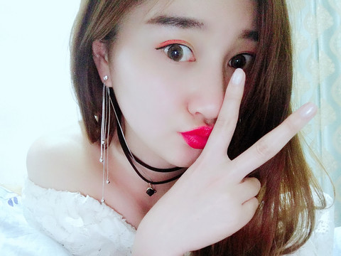 舒舒h海报