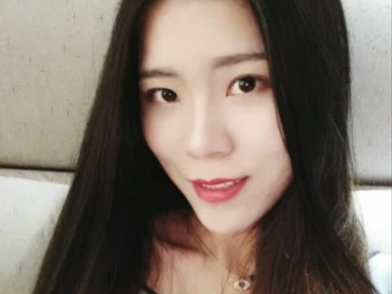 黛小柔的主播海报