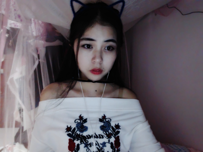 姐的範伱怎能高攀的主播照片