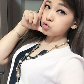 雨荨5198主播照片