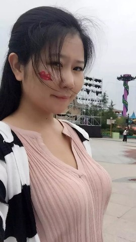 嘚瑟💗主播照片
