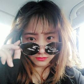 只是张蝶主播照片