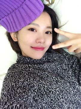 毛小妞儿闯天涯主播照片
