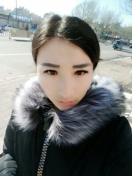 首长囍可爱黄福袋大安主播照片