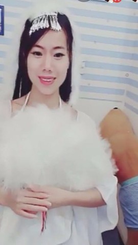 纯情要吃钙~钙片主播照片