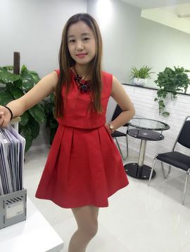 小可爱小燕子主播照片