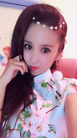 魅丽晴儿主播照片
