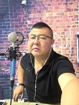 霸道，春哥主播照片