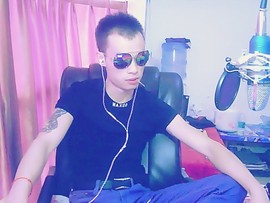 网络Mc暴君主播照片