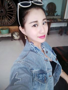 victoria大美主播照片