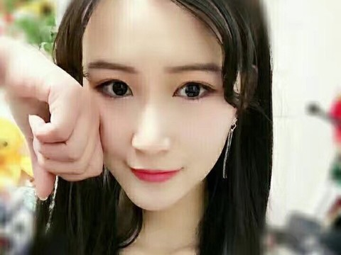小雨cmy海报