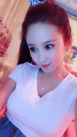 魅丽晴儿主播照片