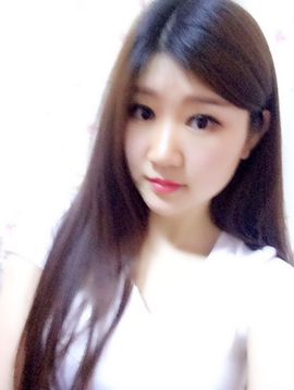 大璐璐☔主播照片