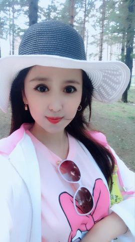 魅丽晴儿主播照片