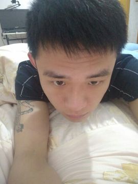 小宇皇☞一个人主播照片