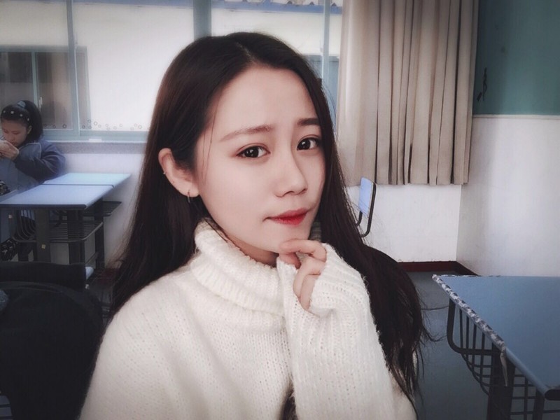 小污萌的主播海报
