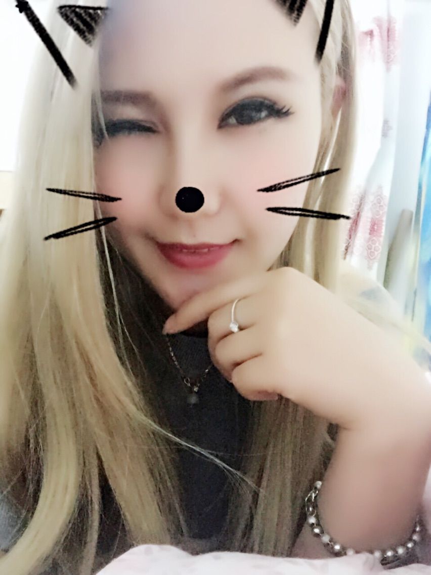 六个土的主播照片