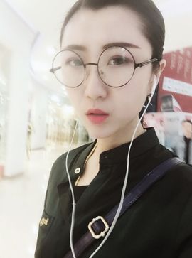 你的小姐姐主播照片