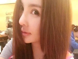 xwf顺其自然主播照片