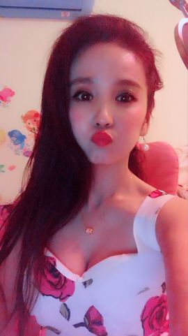 魅丽晴儿主播照片