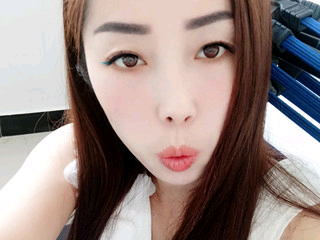 fyhfdsds的主播照片