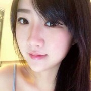 Aa耐克，阿迪达斯新