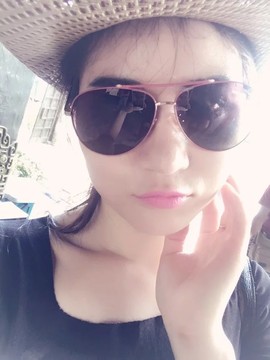 唱歌的糖糖主播照片