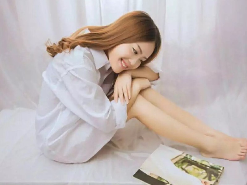 最爱👄婕儿的主播海报