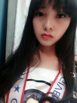 小艺馨👄回家喽主播照片