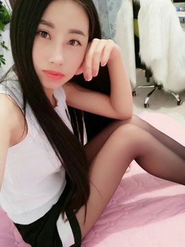 嗯哼……！主播照片