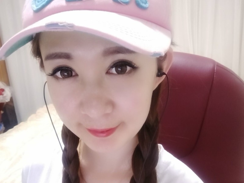 ：Me╮尛蕾的主播海报