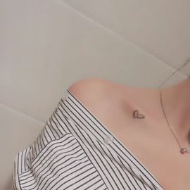 可爱的小玩家主播照片