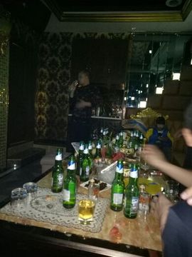 YE，浮沉主播照片