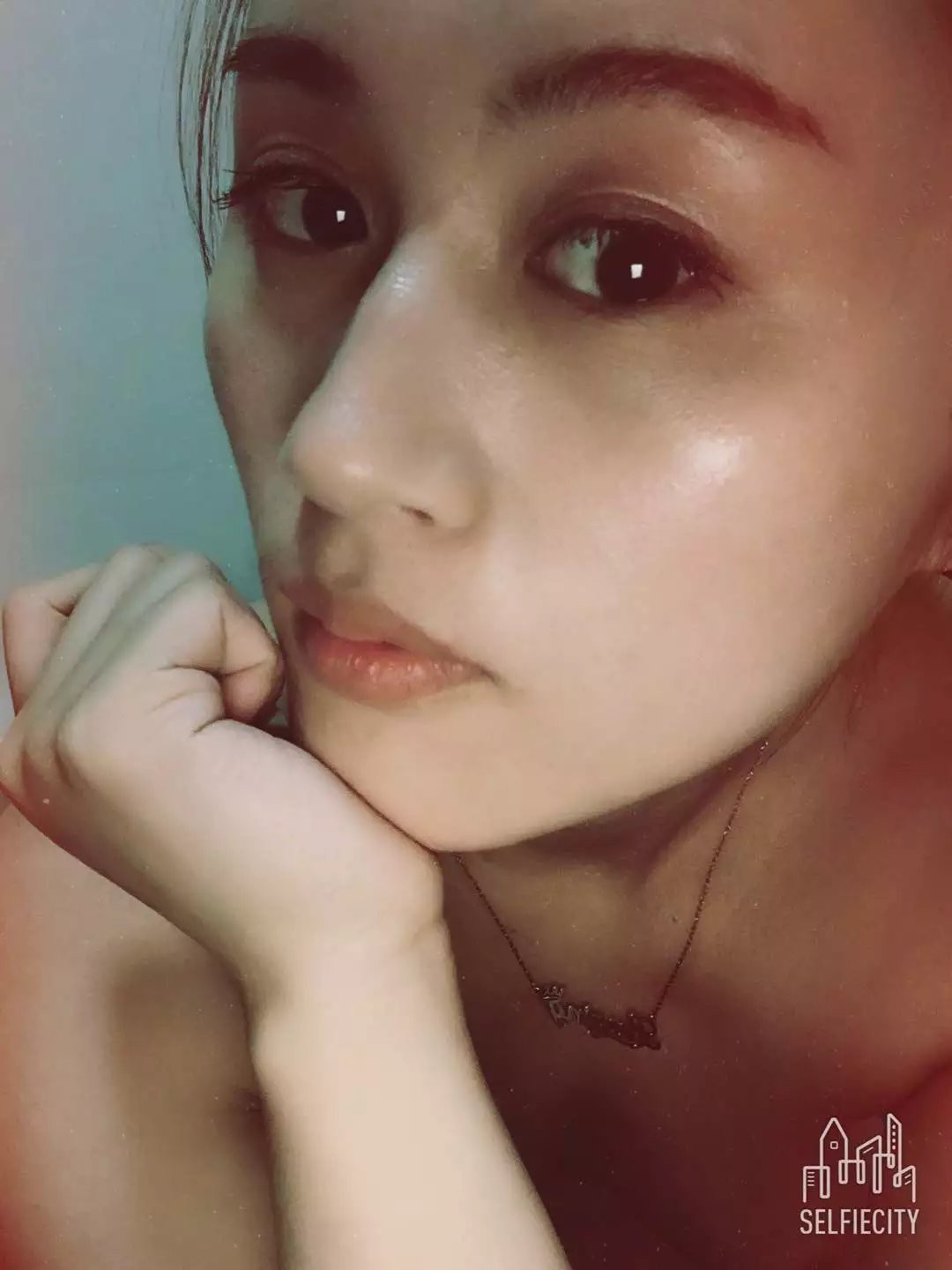 清儿努力升一冠的主播照片