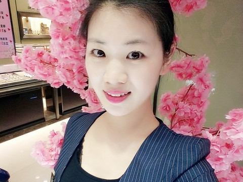 守护👉大婷子海报