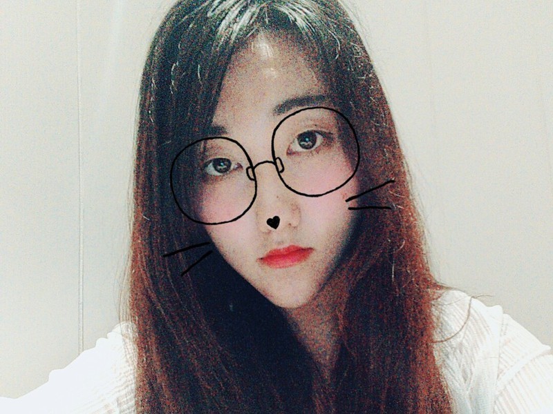 易泛泛的主播海报