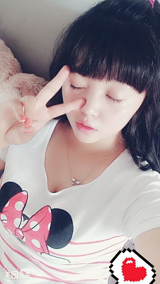 是安晓主播照片