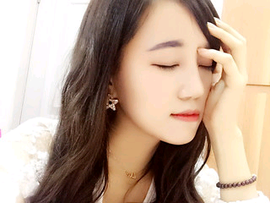 玲珑小影仙女下凡主播照片