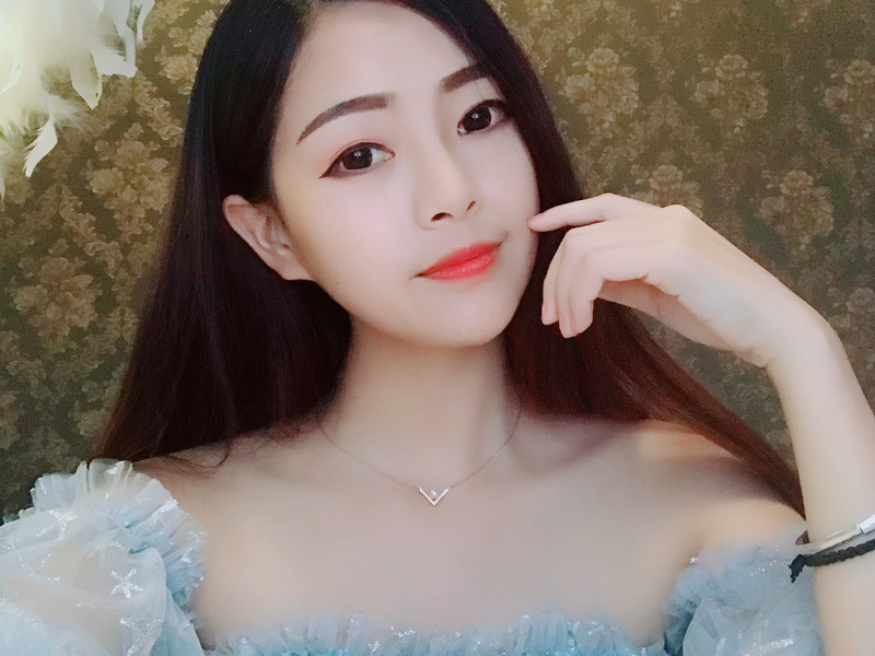 喵醬醬的主播海報