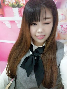 小橘子啊~。主播照片