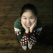 。姗姗海报